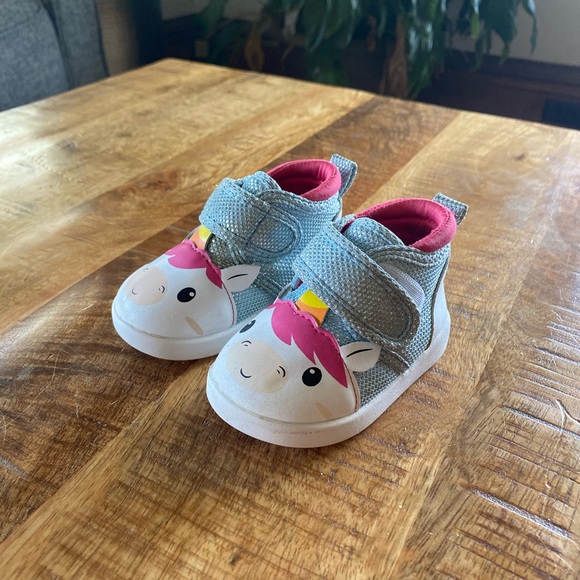 Ikiki Shoes Ikiki Unicorn Shoes Size Poshmark